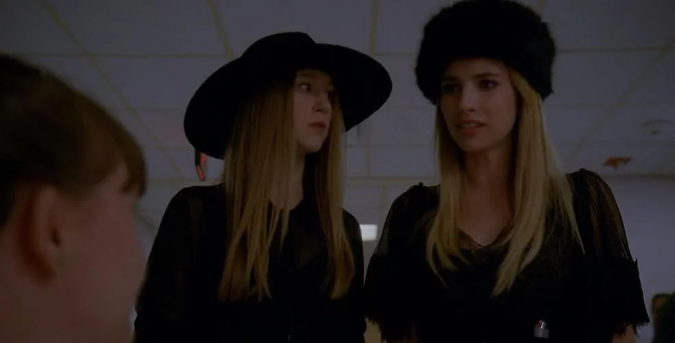 Сериал Американская история ужасов 3 сезон 9 серия смотреть онлайн